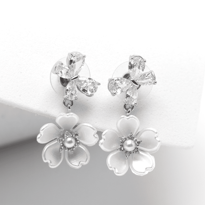 Silver Plated Flower Pearl Earrings