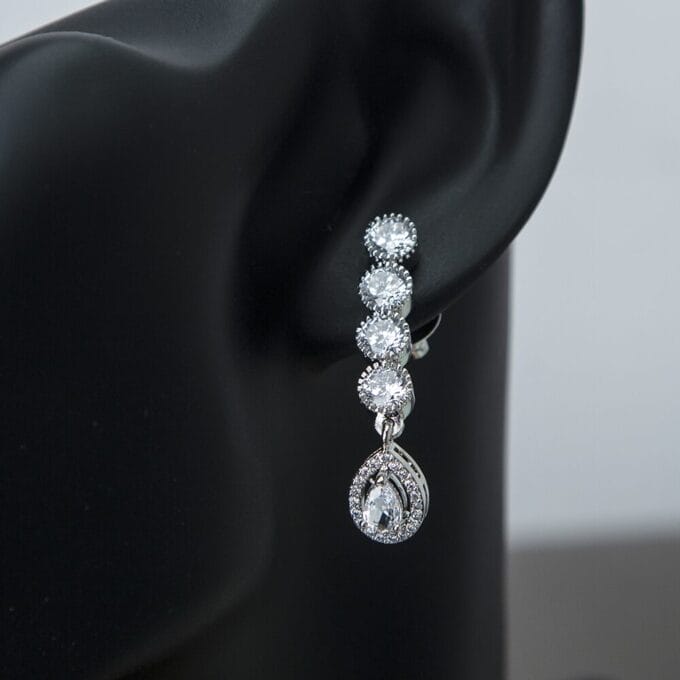 Silver Plated Tear Drops Cubic Zirconia Earing & Necklace Set