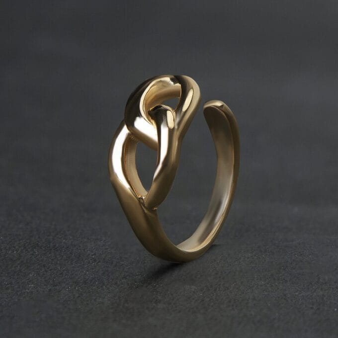 Vintage Gold Plated Loop Design Finger Ring