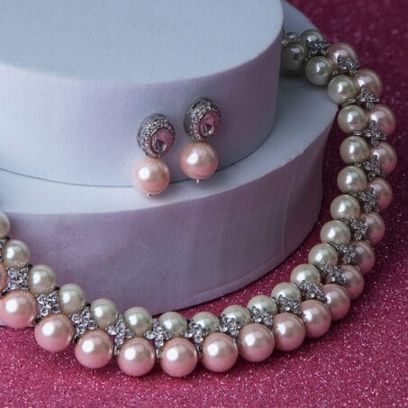 Stylish Two Layer Pink pearl jewelry deals Necklace set